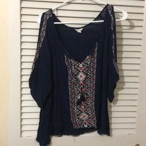 Aeropostale’s Juniors cropped blouse